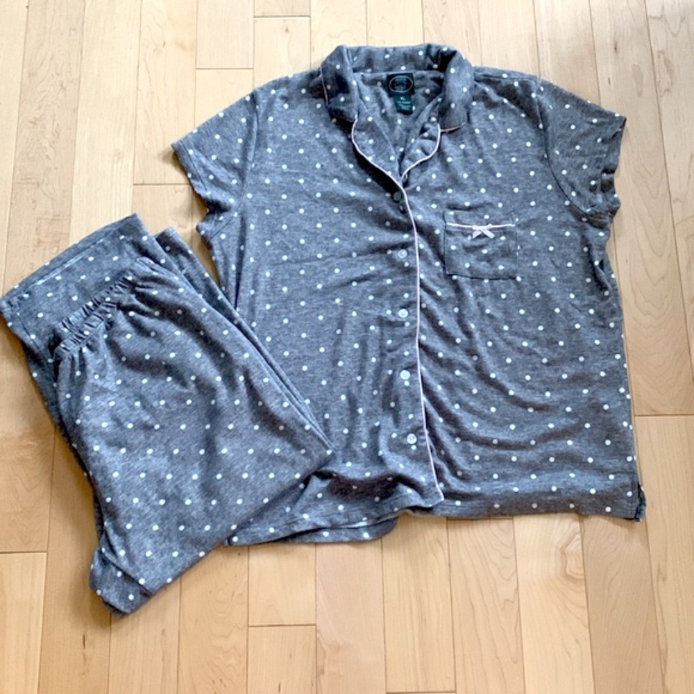 Laura Ashley Lounge Pyjamas Set